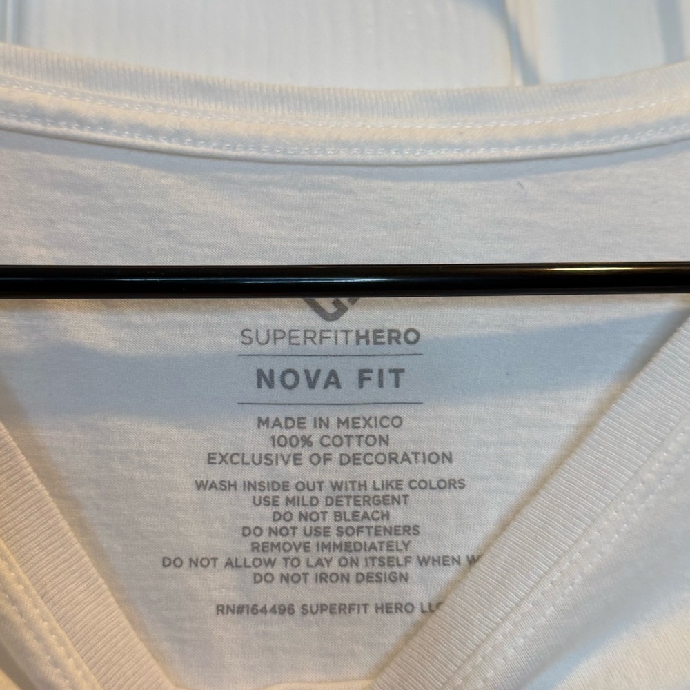 White Oversized Super Hero Energy Print T Shirt Size L/XL 100% Cotton - Picture 3 of 4